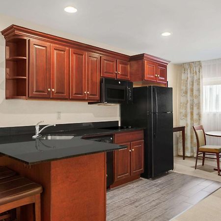 Hampton Inn Burlington - Colchester Kültér fotó