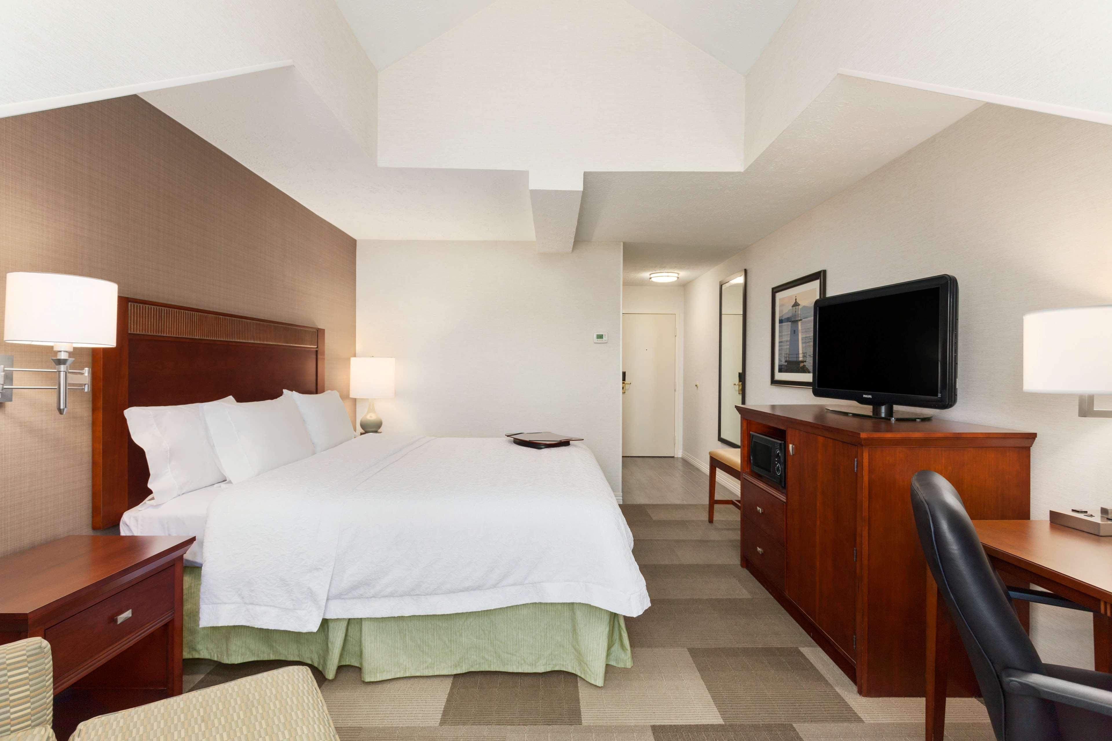 Hampton Inn Burlington - Colchester Kültér fotó