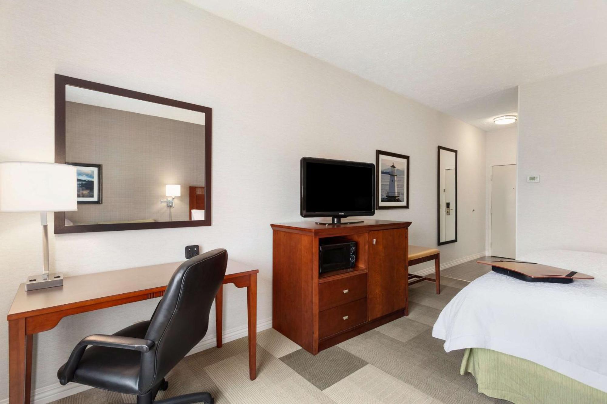 Hampton Inn Burlington - Colchester Kültér fotó